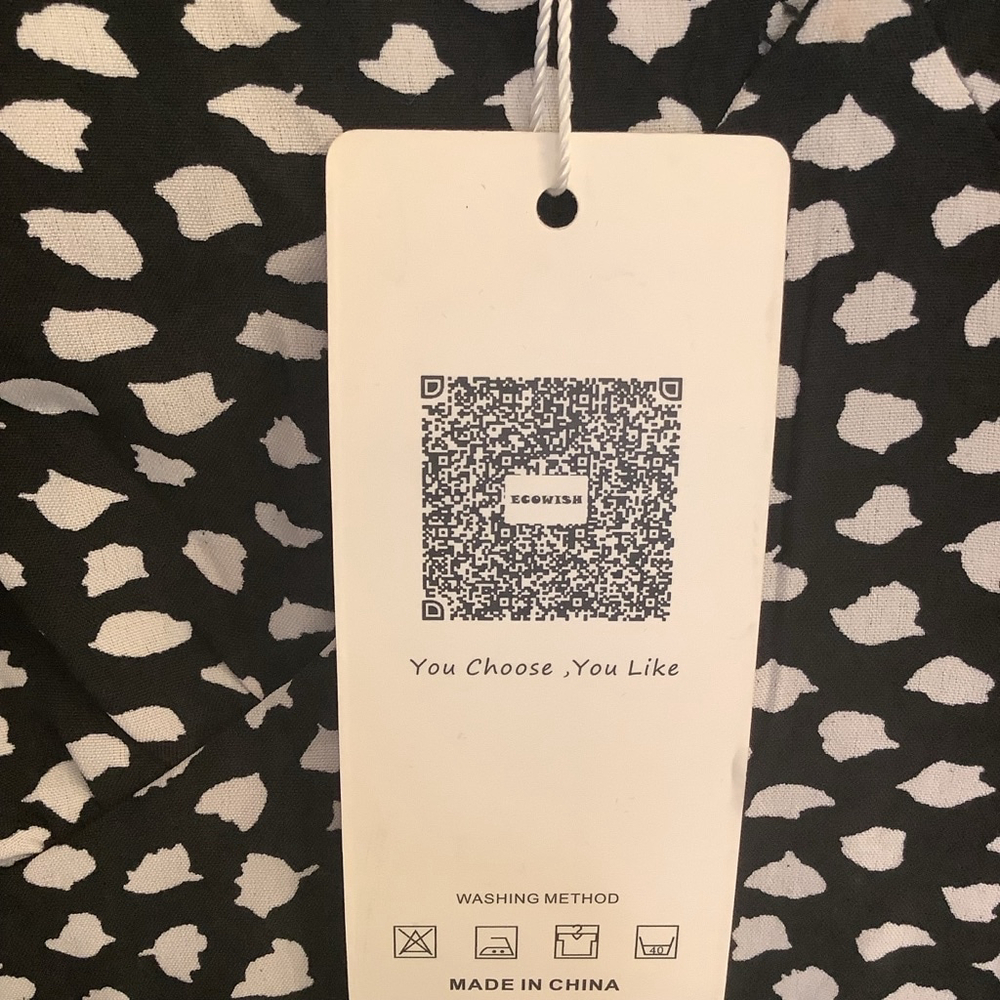 Women's Ecowish Dress, Black & White, Size M - Picture 10 of 13